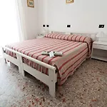 Milan Rosolina Mare