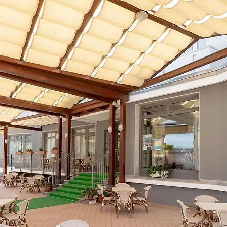 Milan 3* Rosolina Mare