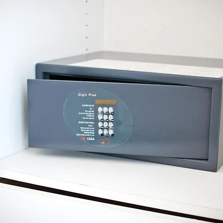 Milan 로솔리나 마레