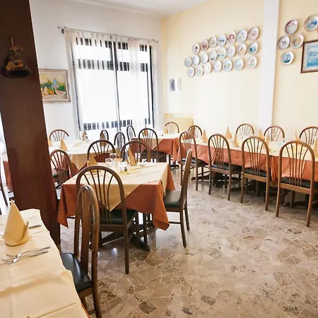Milan Hotel 3*