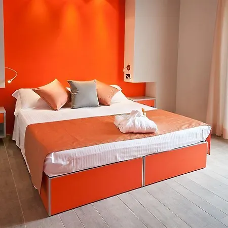 Milan Hotel 3*